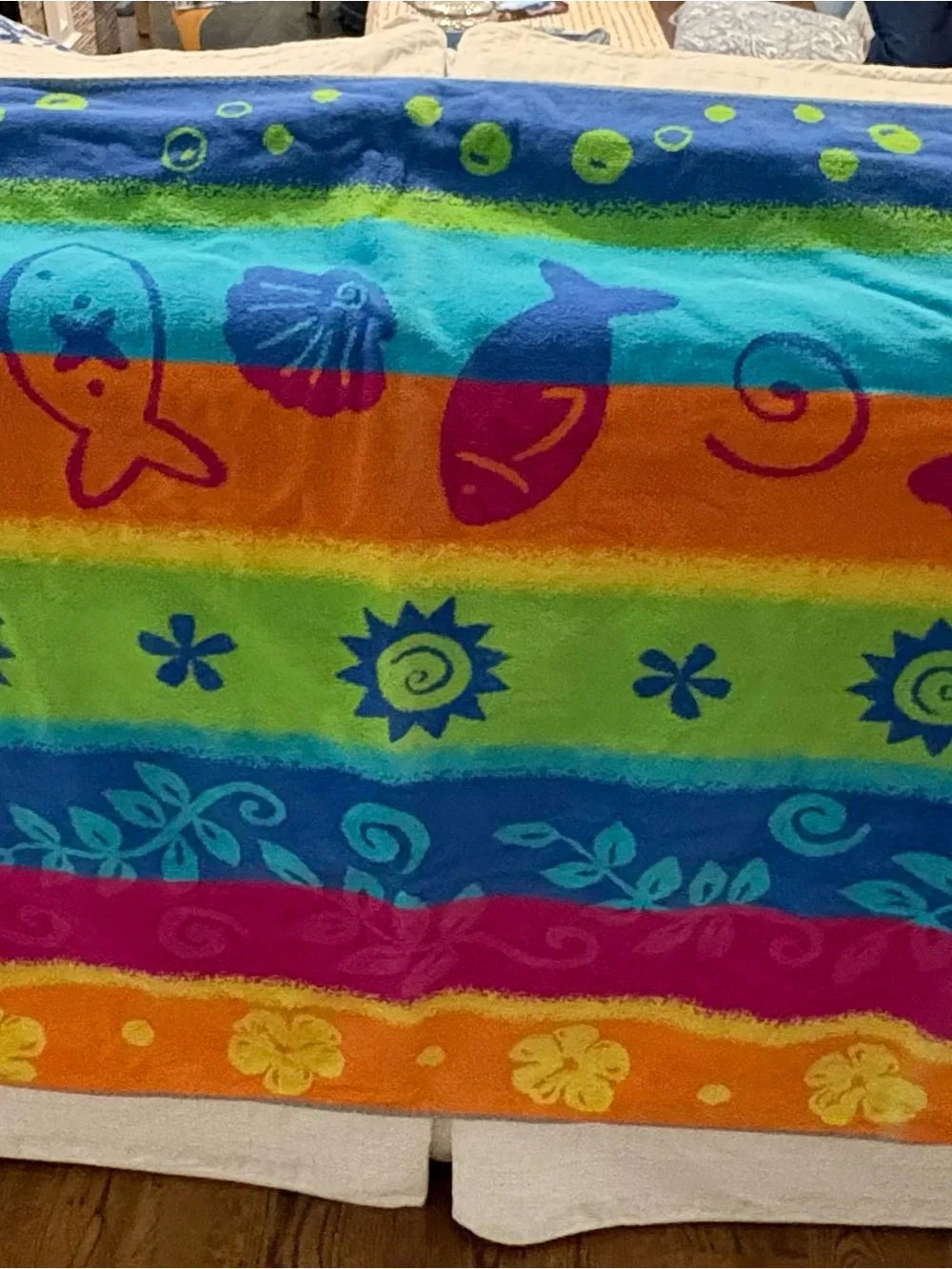 Vintage 100% Egyptian cotton Vibrant Multicolor Beach Towel with Sea Motifs